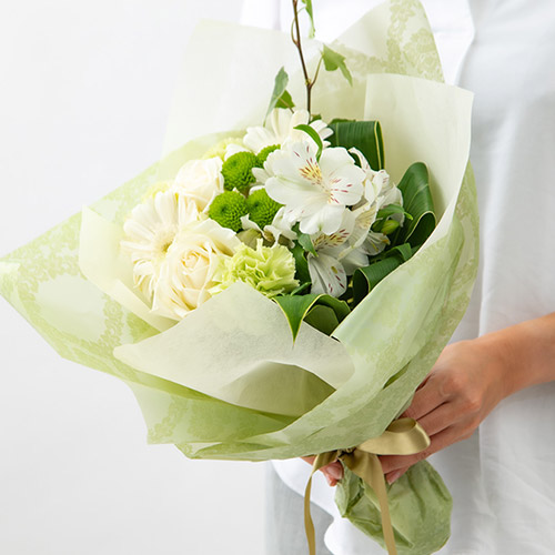【おまかせシリーズ】季節のお花ホワイト系花束