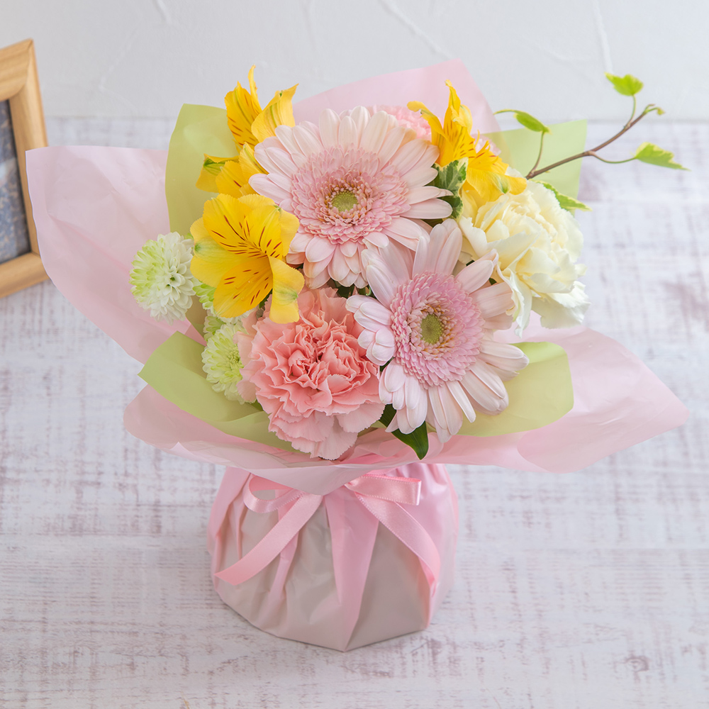 【ペットのお供え用】そのまま飾れるブーケ「お花に想いを託して」