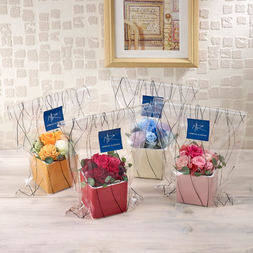 プリザーブド&アーティフィシャルアレンジメント「フラワーキューブ・ブルー」ラッピング付き