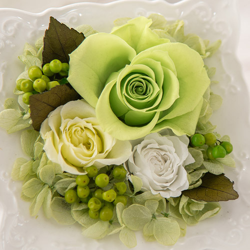 【最短翌日届け】プリザーブドアレンジメント「プティットフルール・ヴェール」