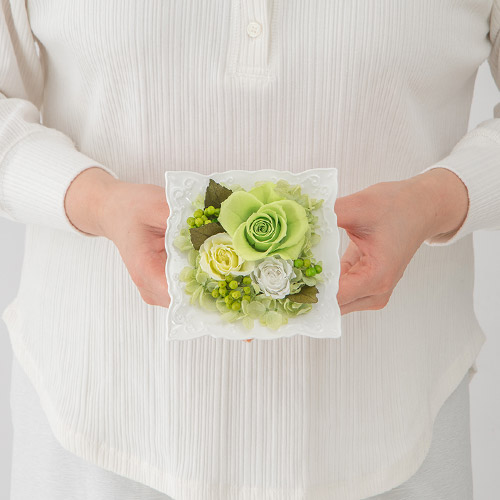 【最短翌日届け】プリザーブドアレンジメント「プティットフルール・ヴェール」