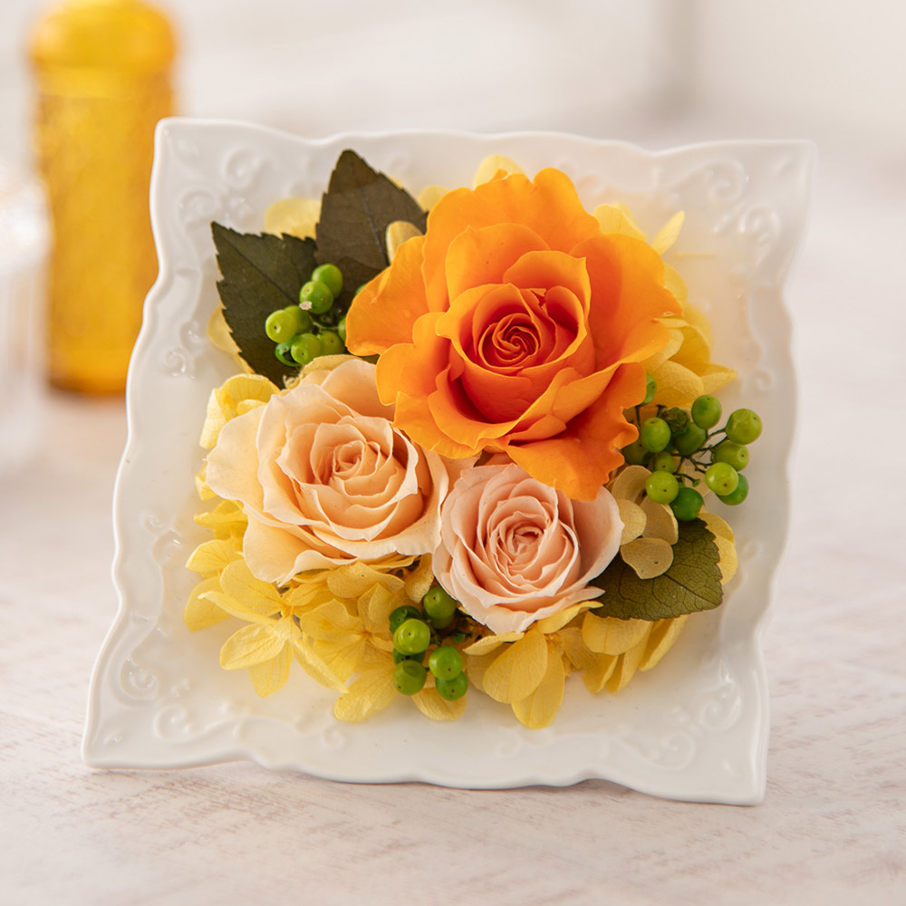 【最短翌日届け】プリザーブドアレンジメント「プティットフルール・オランジュ」