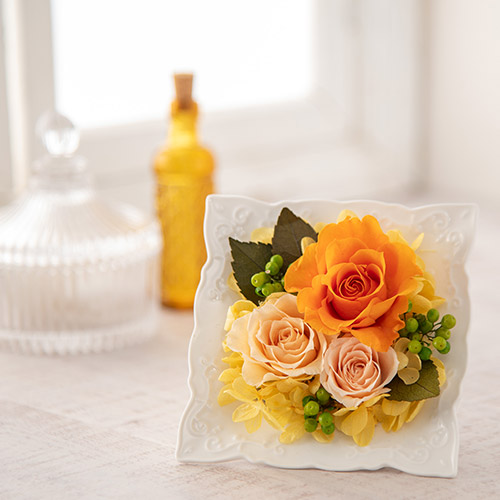 【最短翌日届け】プリザーブドアレンジメント「プティットフルール・オランジュ」