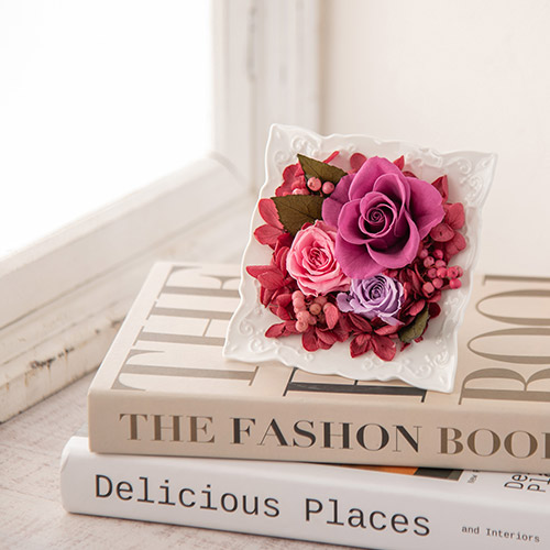 【最短翌日届け】プリザーブドアレンジメント「プティットフルール・ヴィオレ」