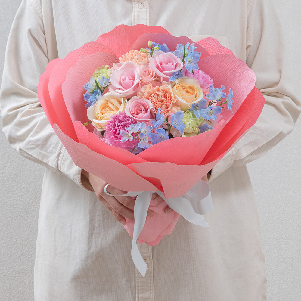 母の日 花の形をした花束「ペタロ・カーネーション シュトラール」
