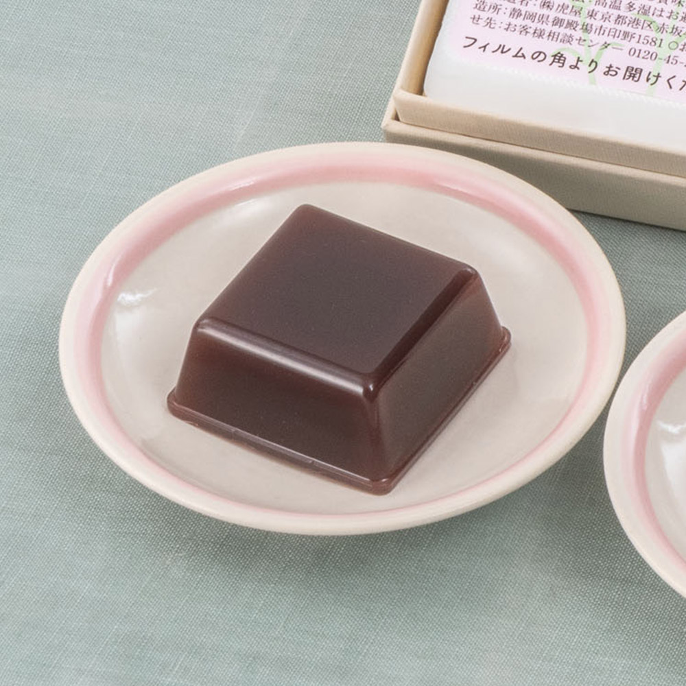 母の日 とらや「母の日水羊羹6個入」とそのまま飾れるブーケのセット
