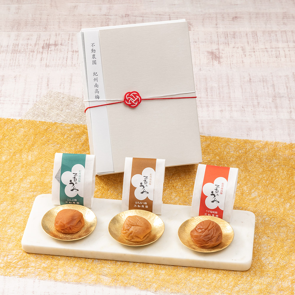 敬老の日 DEAN & DELUCA「不動農園 紀州南高梅」とアレンジメントのセット