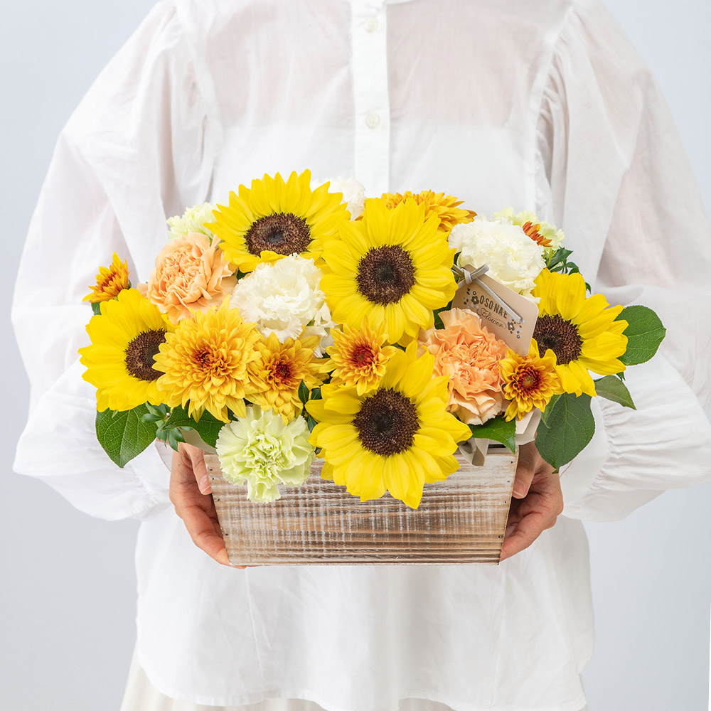 【お供え用】 O・SO・NA・E flower 「7月のウッドボックスアレンジメント」
