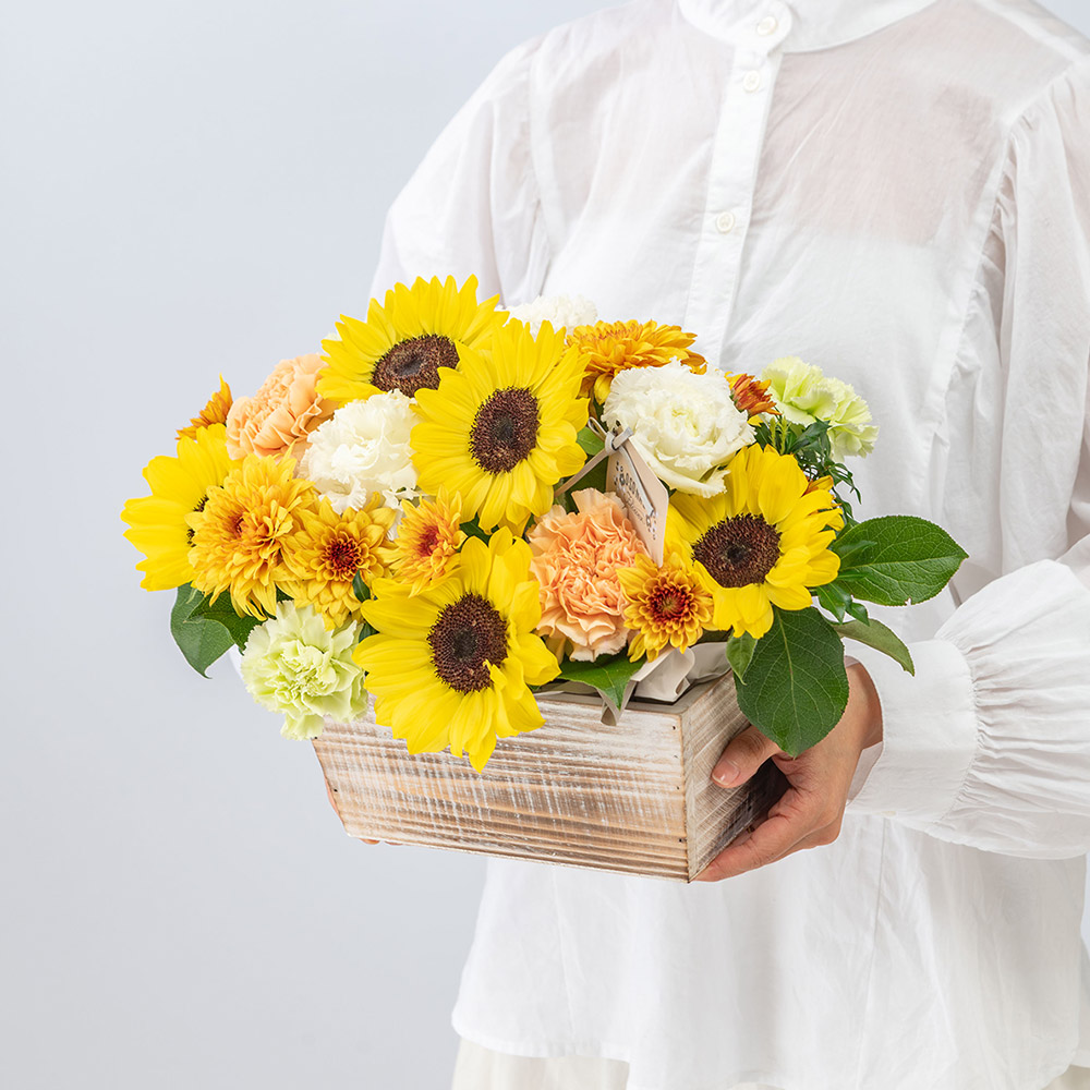 【お供え用】 O・SO・NA・E flower 「7月のウッドボックスアレンジメント」