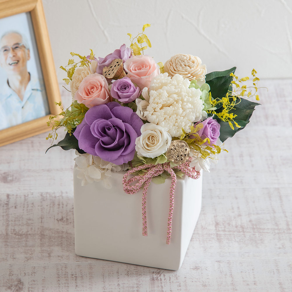 【お供え用】プリザーブド＆アーティフィシャルアレンジメント「月の花」
