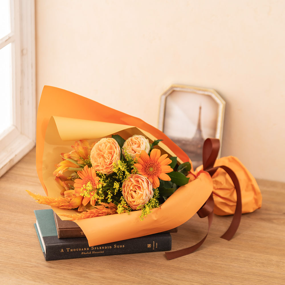 【最短翌日届け】9月旬の花 バラ 花束「ムスカ」