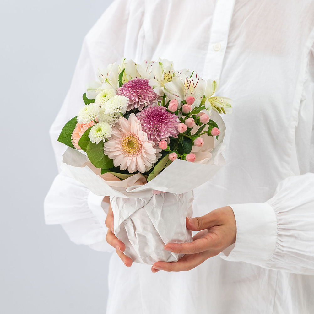 【ペットのお供え用】そのまま飾れるブーケ「お花に想いを託して」