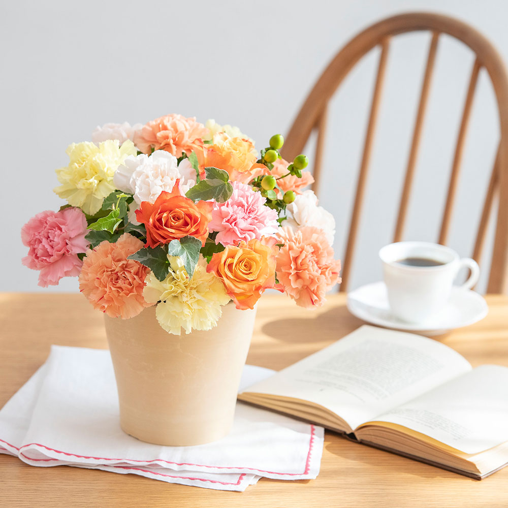 母の日 アレンジメント「グラシュー・オランジェ」