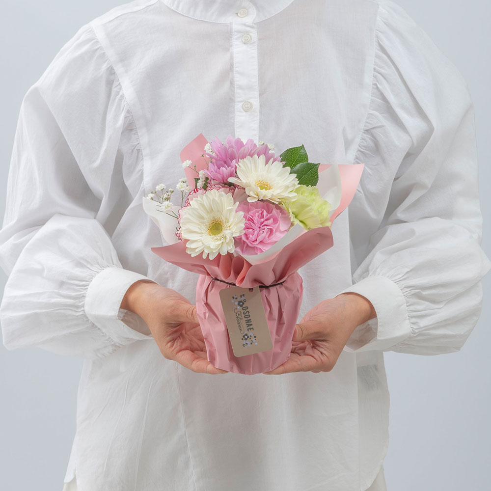 【母の日まだ間に合う】【お供え用】O･SO･NA･E flower 亡き母に贈るそのまま飾れるブーケ