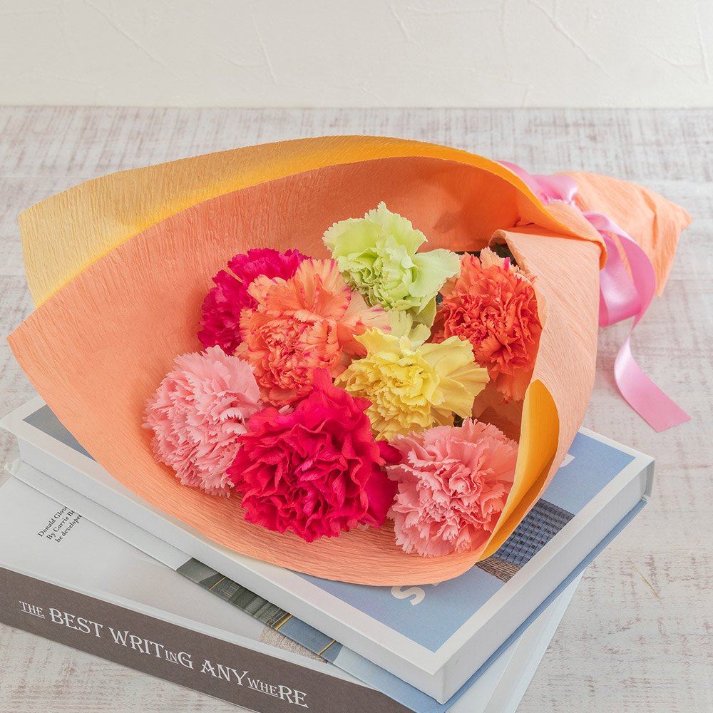 【母の日まだ間に合う！】 ミックスカーネーションの花束「感謝の気持ち」