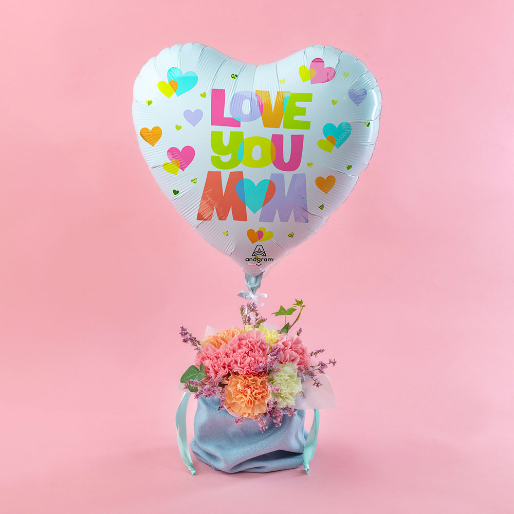 【母の日まだ間に合う！】 バルーン「LOVE YOU MOM」とそのまま飾れるブーケ【沖縄届不可】