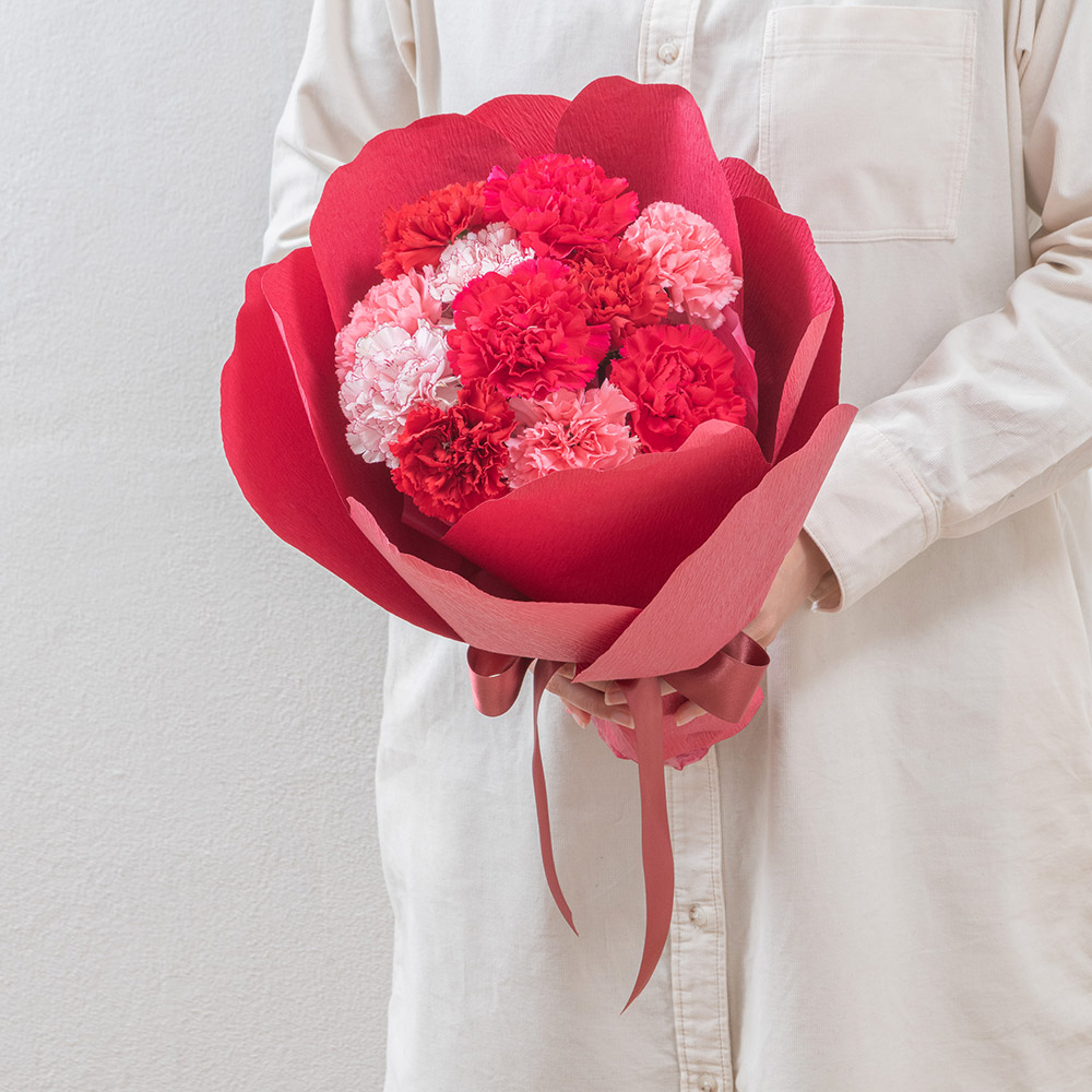 母の日 花の形をした花束「ペタロ・カーネーション メルシー」