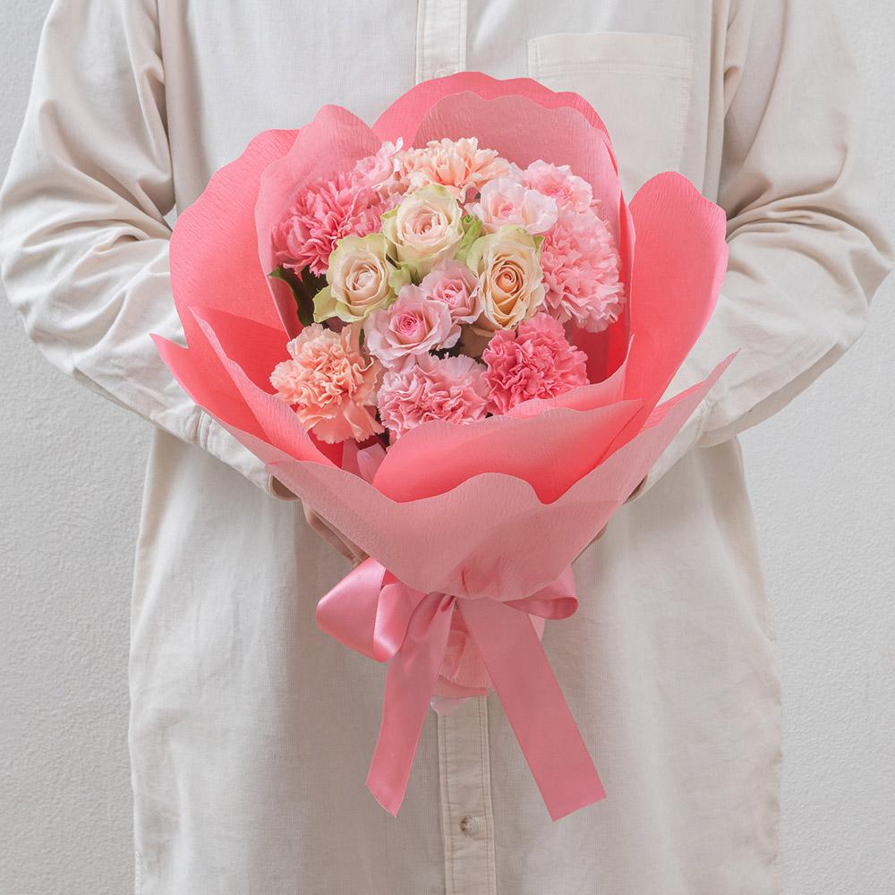 母の日 花の形をした花束「ペタロ・カーネーション シュクレ」