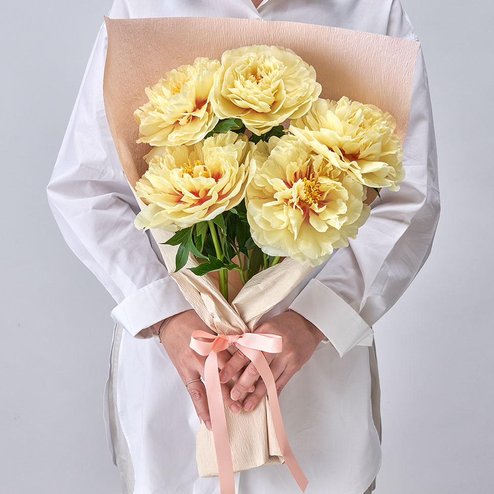 【母の日まだ間に合う！】 花束「芍薬（イエロー5本）」