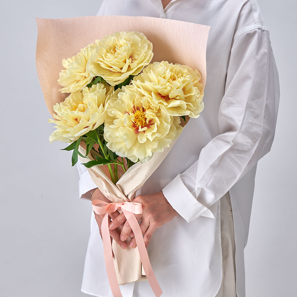 【母の日まだ間に合う！】 花束「芍薬（イエロー5本）」