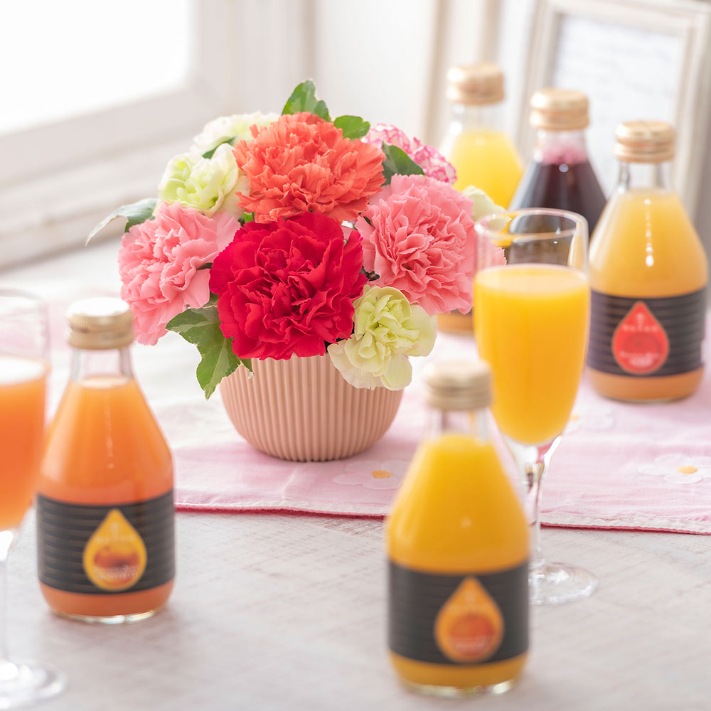 母の日 銀座千疋屋「銀座ストレートジュース」とアレンジメントのセット