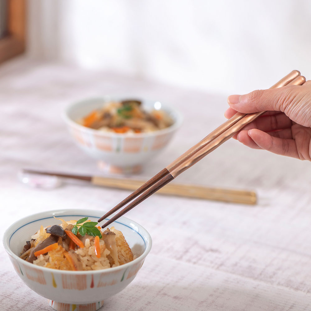 母の日 父母セット 箸（若狭塗）＆箸置き（津軽びいどろ）ペアセットとアレンジメントのセット