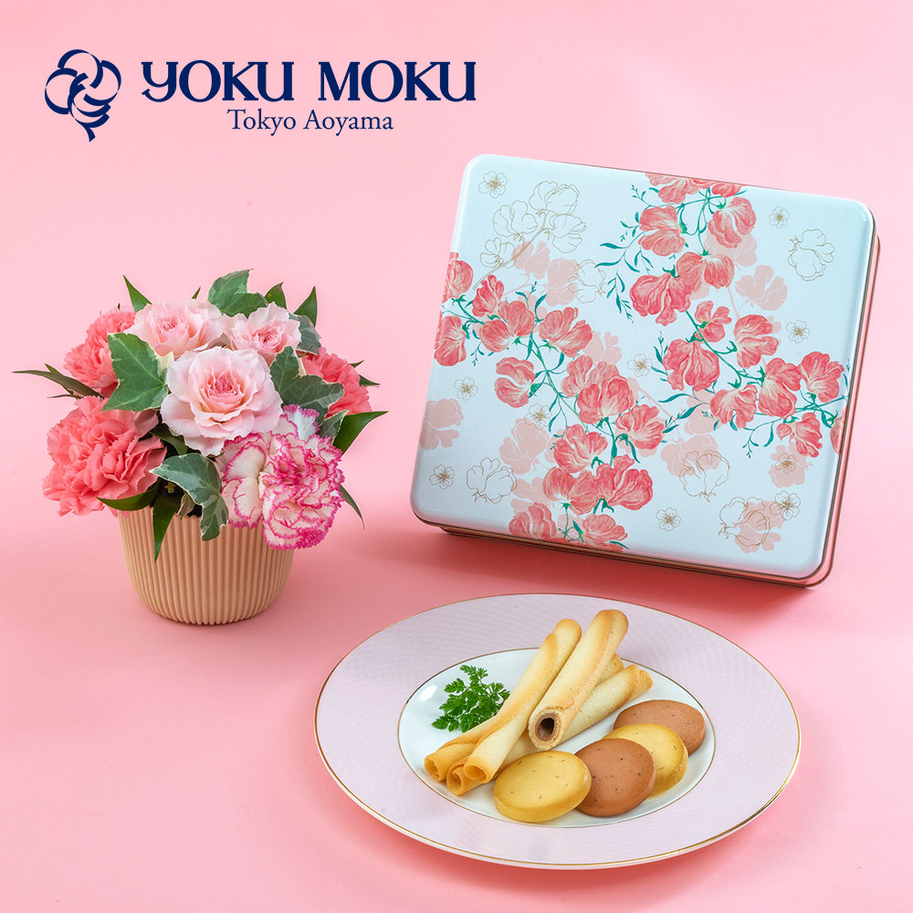 母の日 ヨックモック「カドー ドゥ プランタン」とアレンジメントのセット