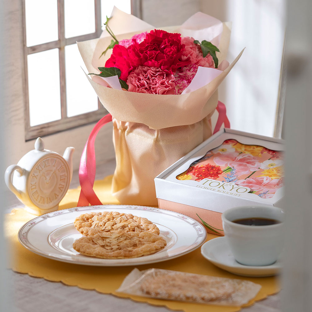 母の日 東京フラワーブーケ「リーフパイ」とそのまま飾れるブーケのセット