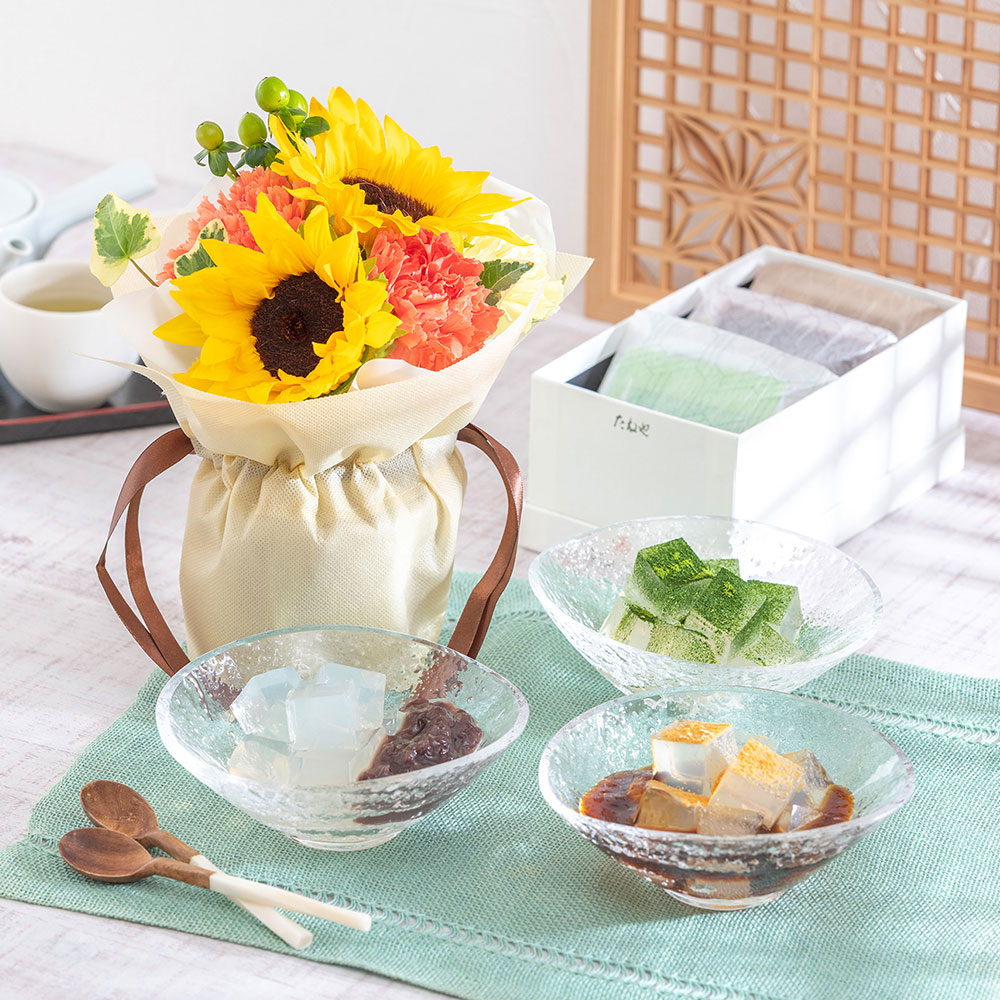 父の日 たねや「たねや寒天詰め合わせ（3個入）」とそのまま飾れるブーケのセット