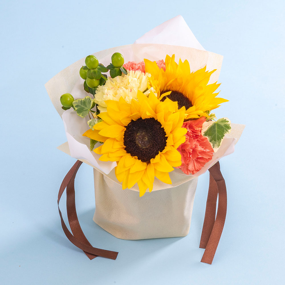 父の日 ソウ・エクスペリエンス「温泉＆スパギフト」とそのまま飾れるブーケのセット