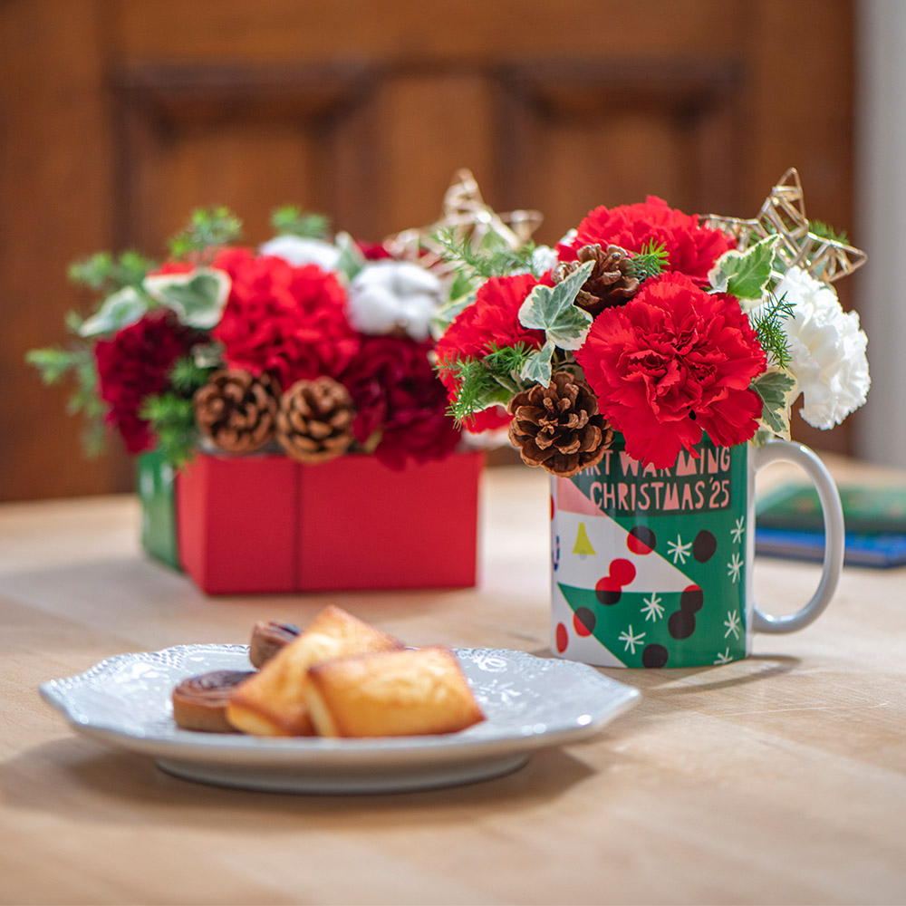【クリスマスまだ間に合う！】 鈴木マサルデザイン マグカップアレンジメント「Happy Time」