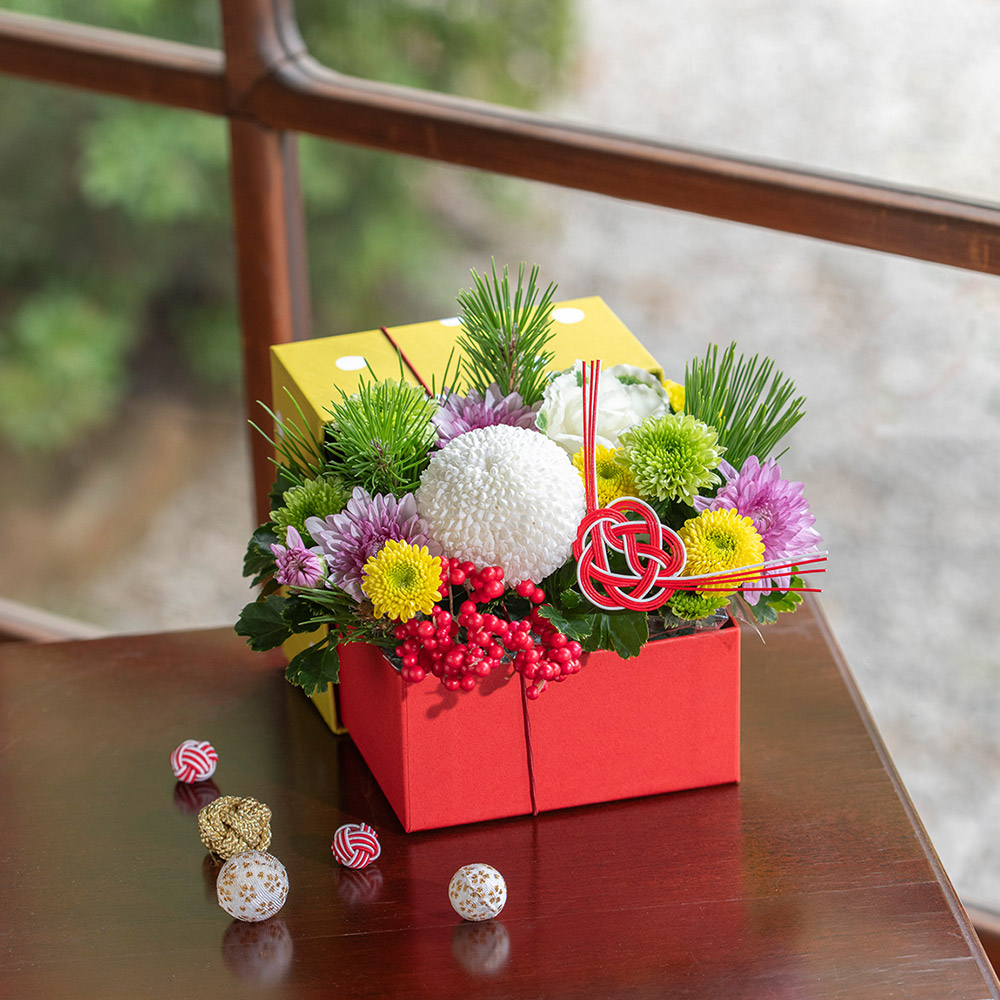 お正月 鈴木マサルデザイン BOXアレンジメント「Traditional New Year」