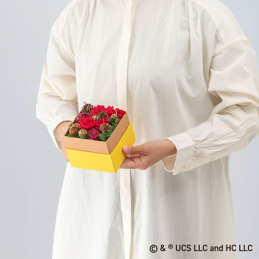 クリスマス おさるのジョージ プリザーブド＆ドライフラワーアレンジメント「ハートフル」