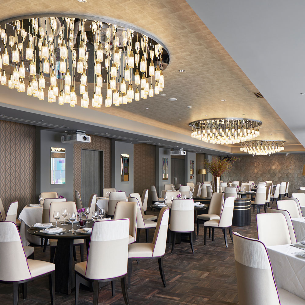 【クリスマスまだ間に合う！】 ソウ・エクスペリエンス「レストランギフト（RED）」体験ギフトとプリザーブドフラワーのセット