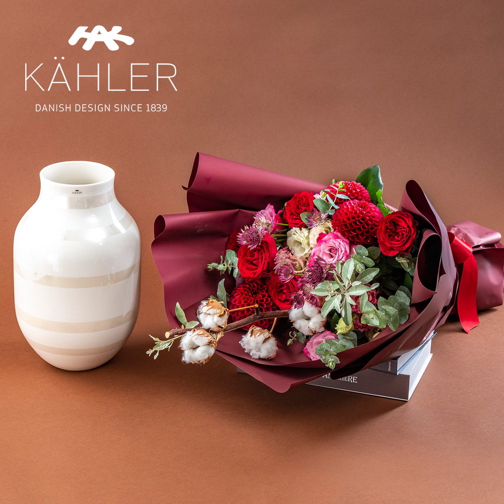 クリスマス KAHLER 「OMAGGIO （オマジオ）」と花束のセット