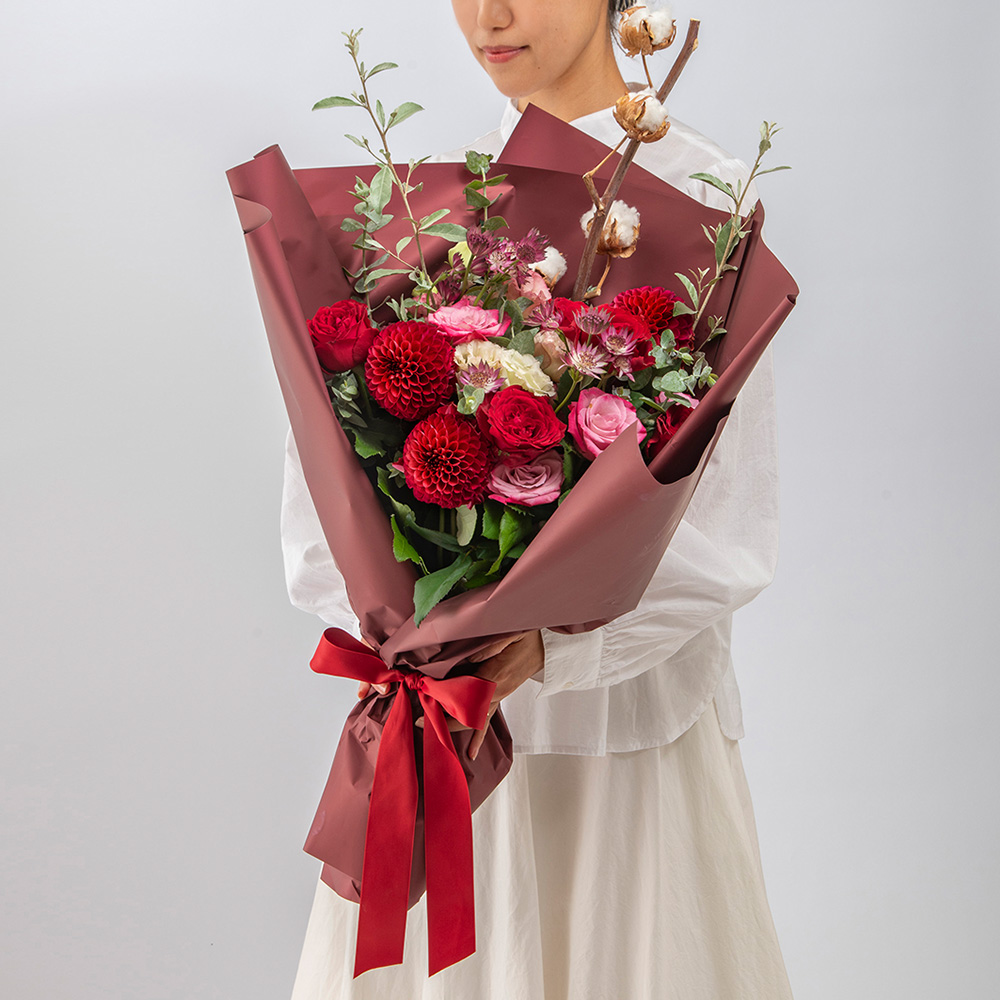 クリスマス KAHLER 「OMAGGIO （オマジオ）」と花束のセット