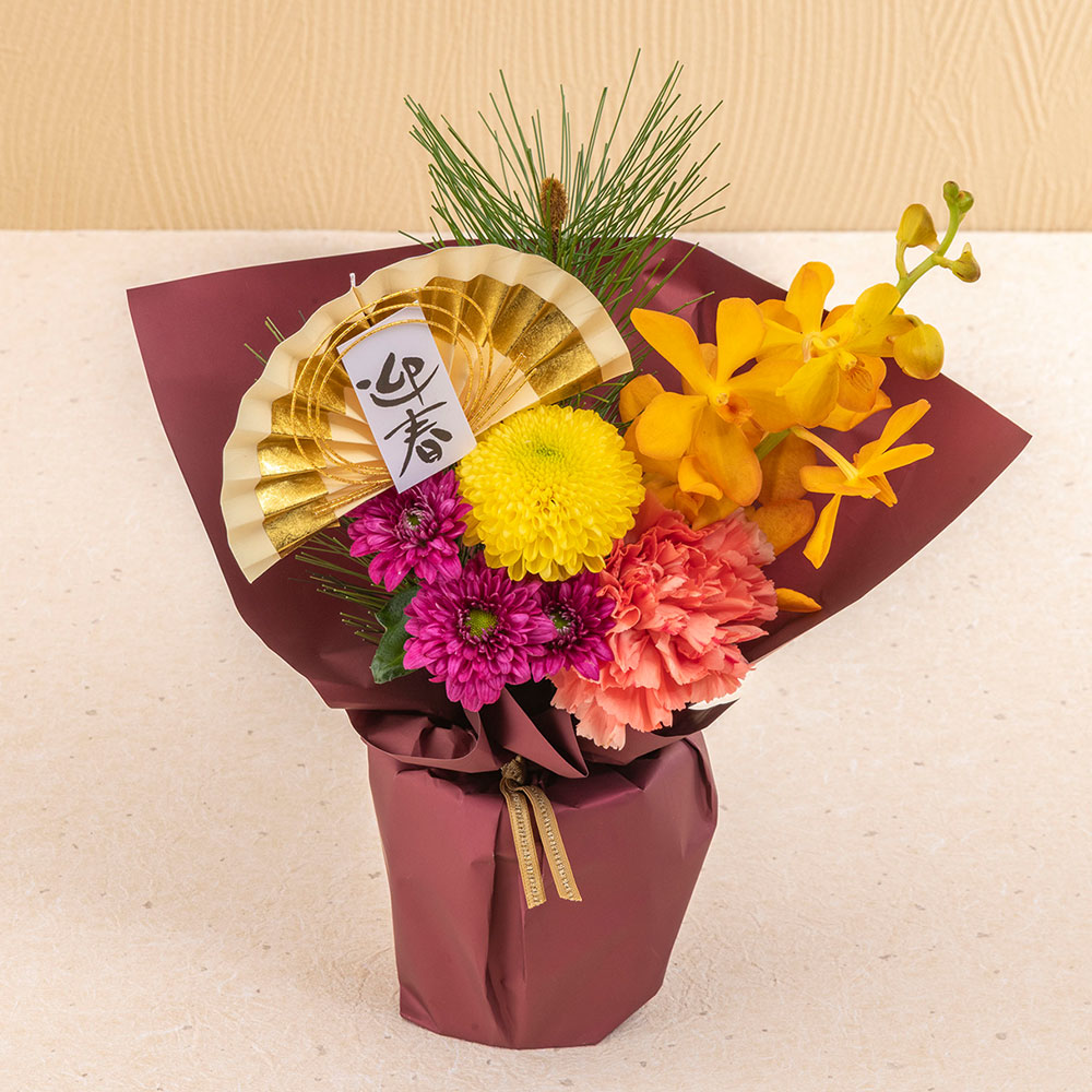 【12月30日お届け！】お正月 八代目儀兵衛「十二単お供詰合せ『三条』」とそのまま飾れるブーケのセット