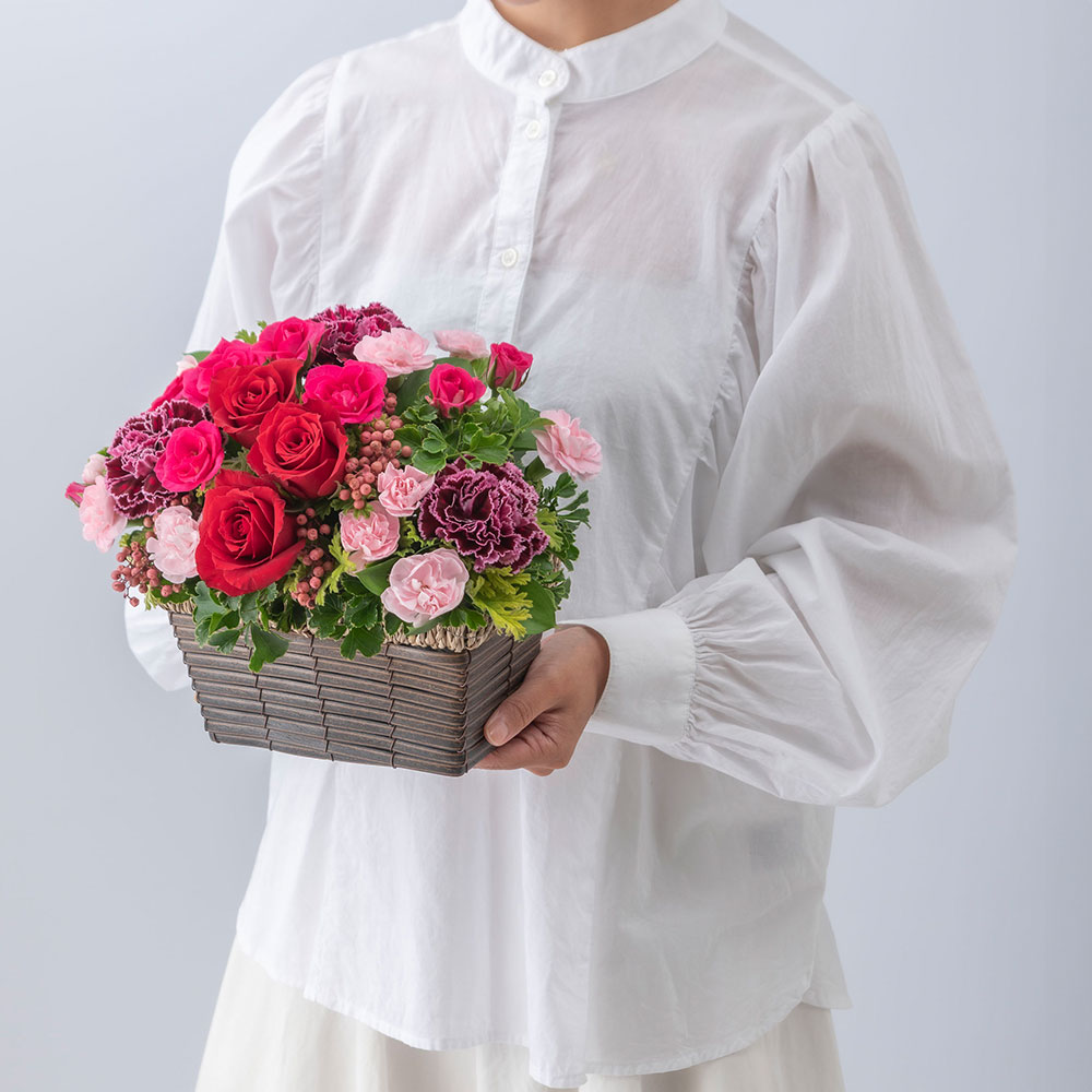 【最短翌日届け】11月旬の花 バラ アレンジメント「エザンス」