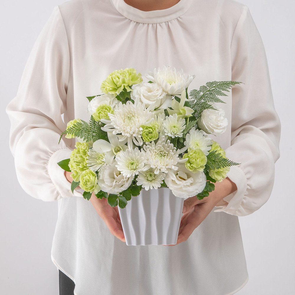 【最短翌日届け】【お供え用】 アレンジメント「祈菊（きぎく）」