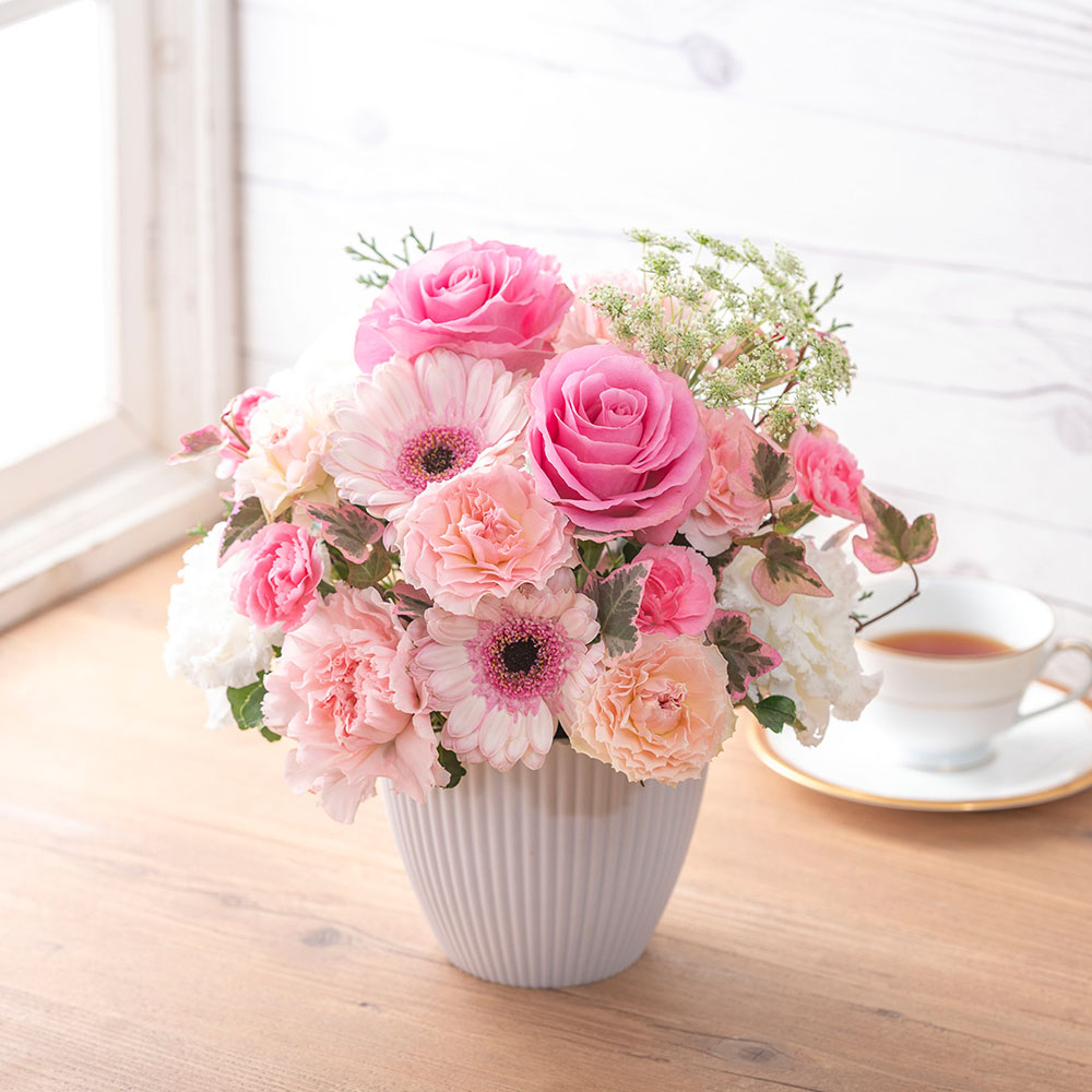 春の旬の花 バラ アレンジメント「ルミエール」