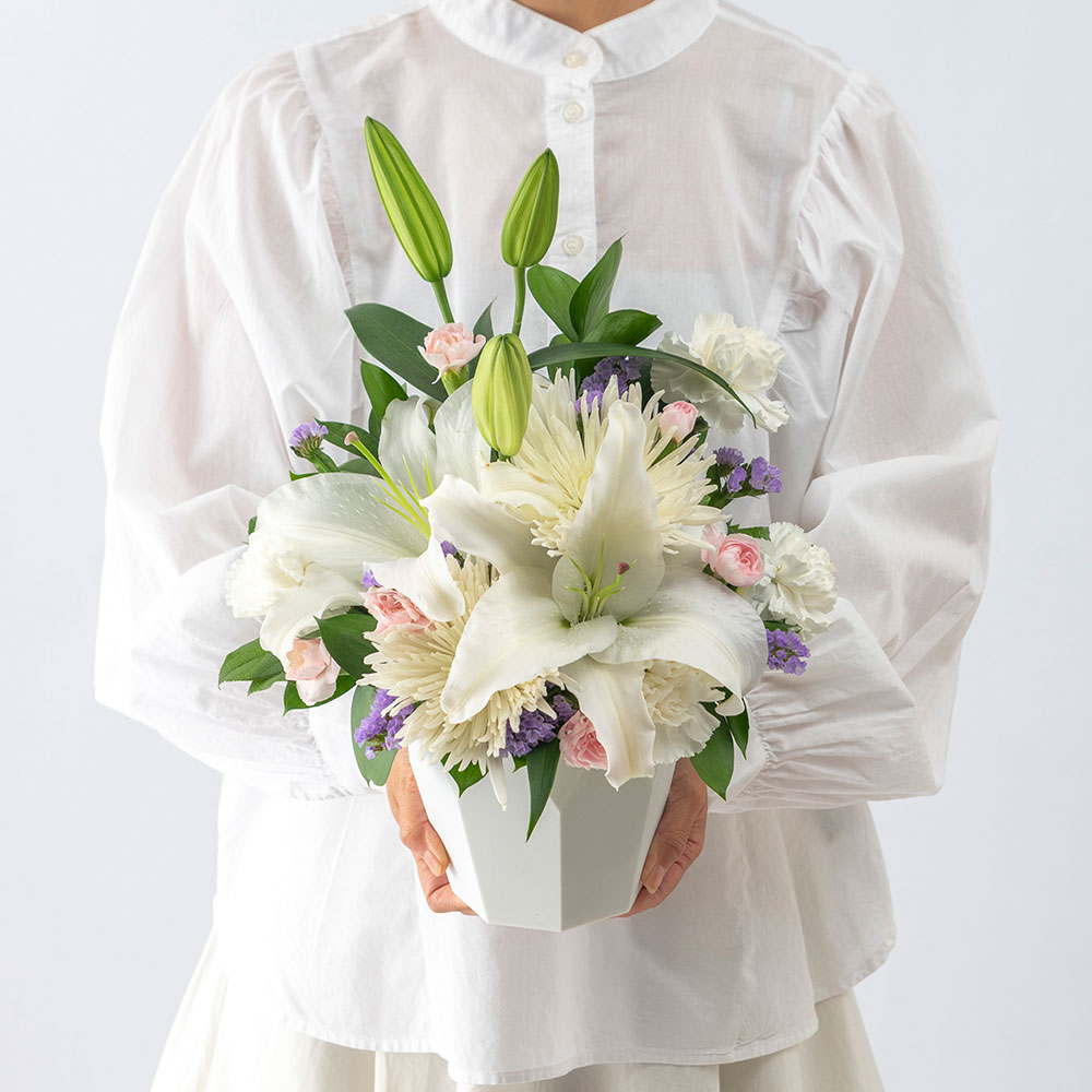 【お供え用】 アレンジメント「凛花（りんか）」