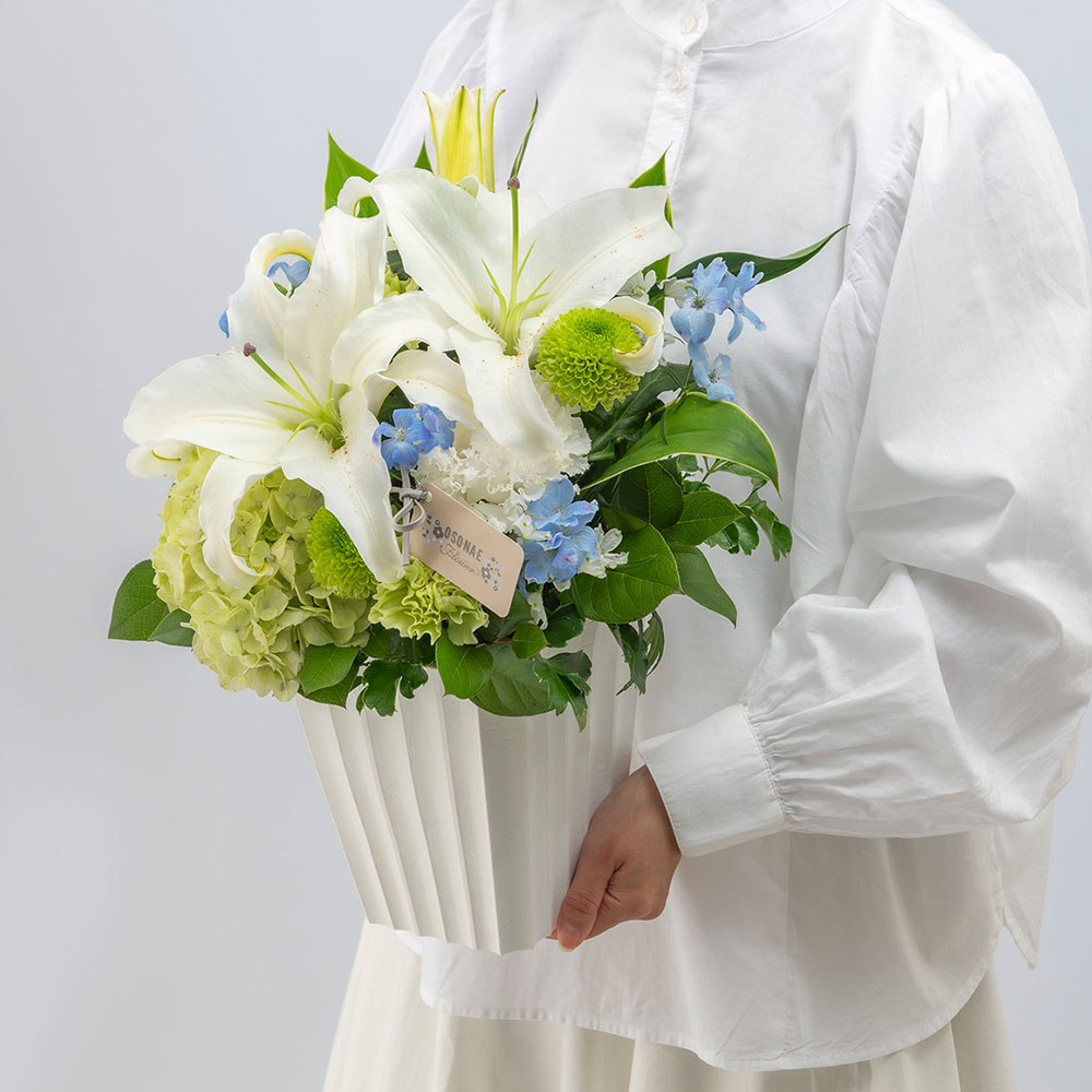 【お供え用】 O・SO・NA・E flower 「6月のスペシャルアレンジメント」