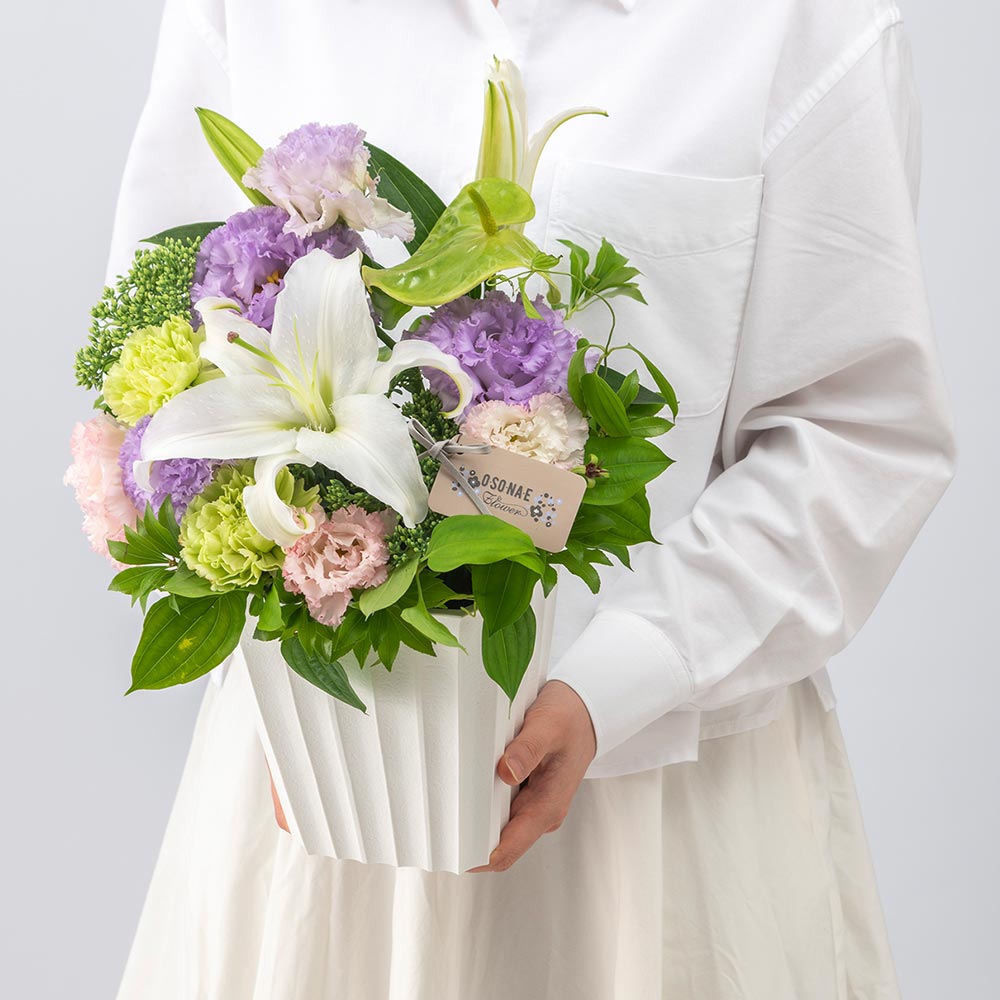 【お供え用】 O・SO・NA・E flower 「8月のスペシャルアレンジメント」
