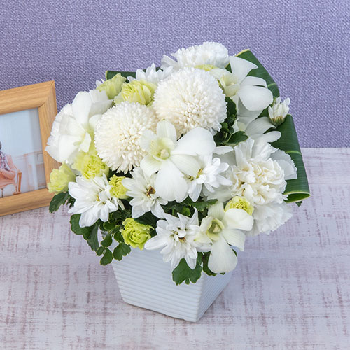 【お供え用】 アレンジメント「プジーブル」