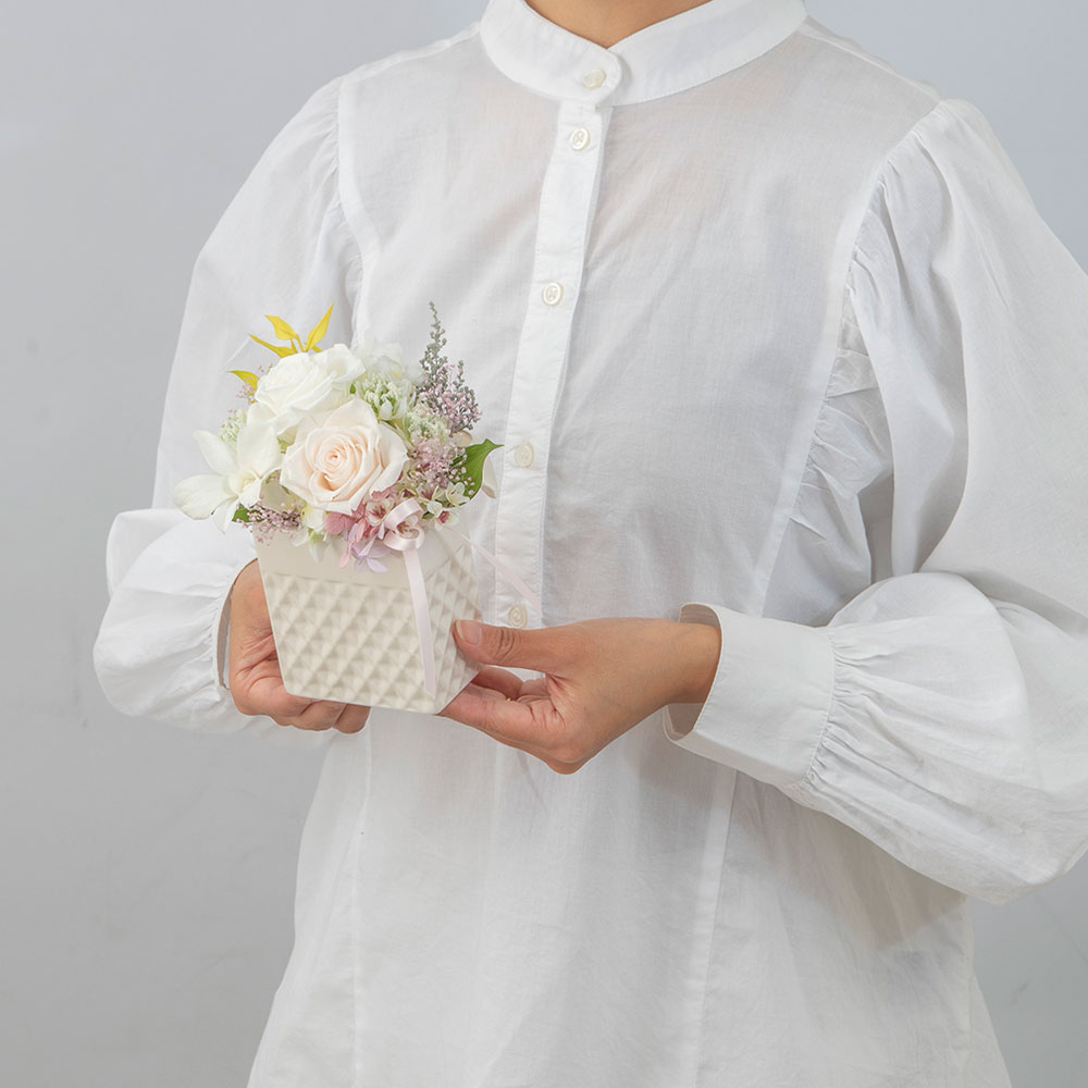 【お供え用】 プリザーブド＆アーティフィシャルアレンジメント「風華」