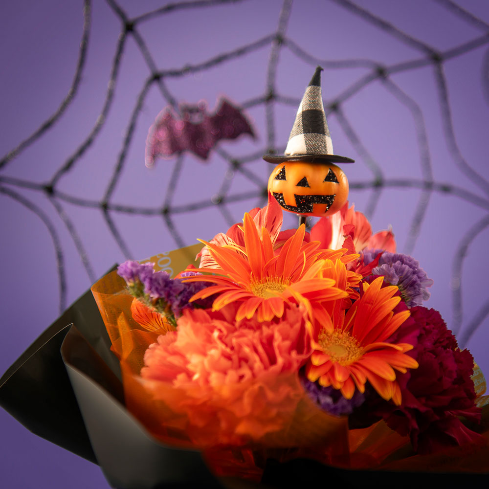 【期間限定】そのまま飾れるブーケ「Halloween with Flowers」