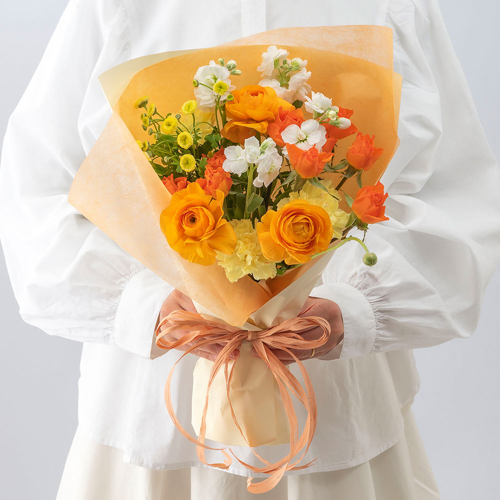 【最短翌日届け】3月旬の花 ラナンキュラス 花束「レルシール」