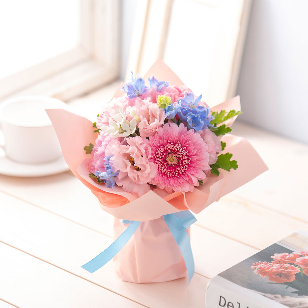 6月旬の花 デルフィニウム そのまま飾れるブーケ「ソレイユ」