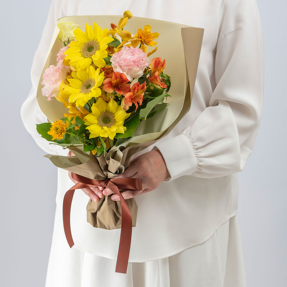 7月旬の花 ヒマワリ 花束「ムートン」