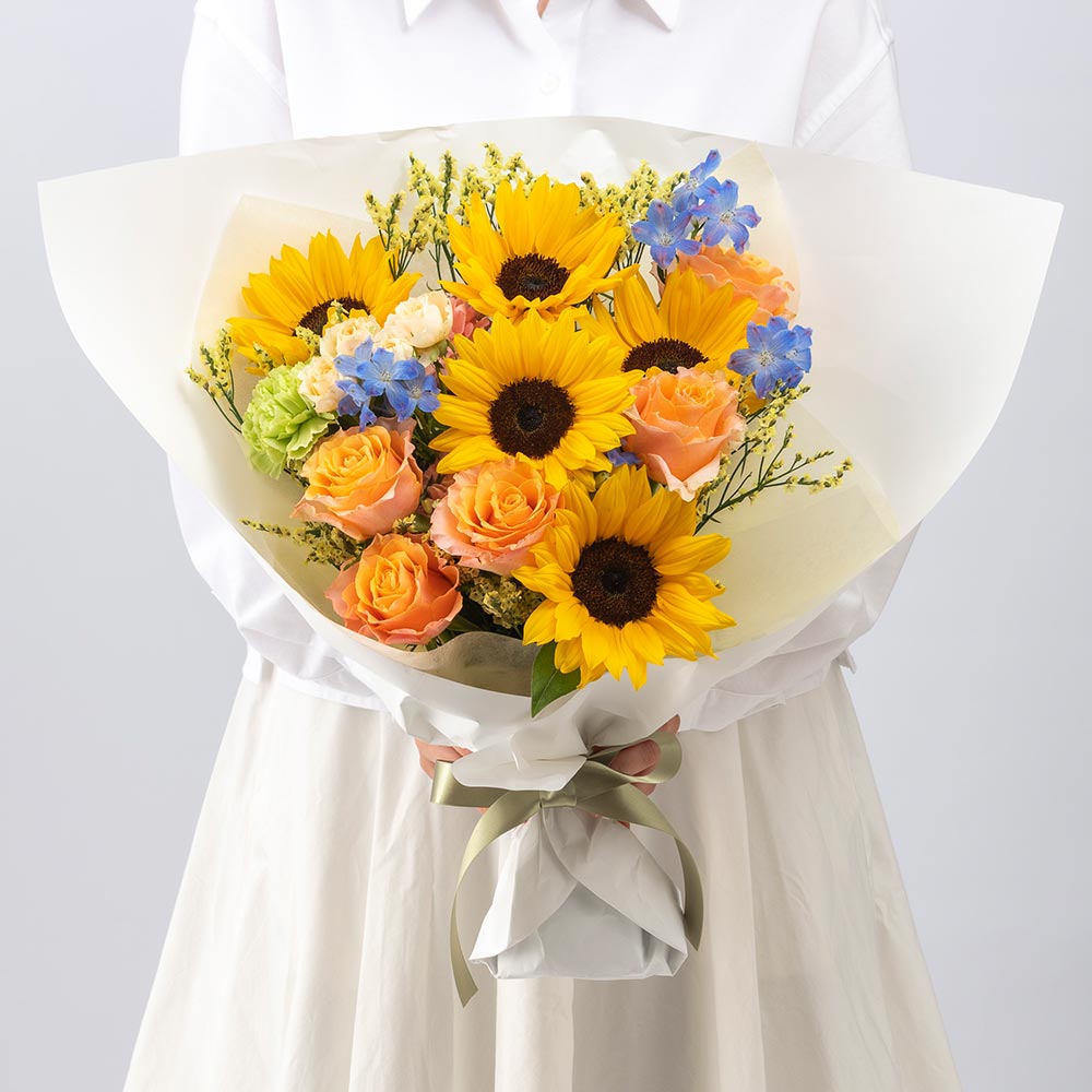 8月 旬の花 ヒマワリ 花束「オーブ」